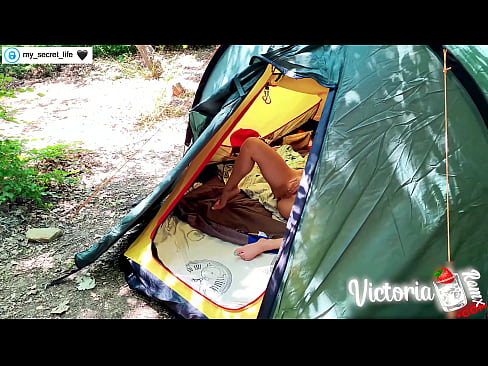 ❤️ ຖ່າຍໃນກ້ອງຖ່າຍຮູບ Passionate jerk off Stranger in a tent ️ ວິດີໂອການຮ່ວມເພດ ທີ່ lo.watchhentai.ru ☑